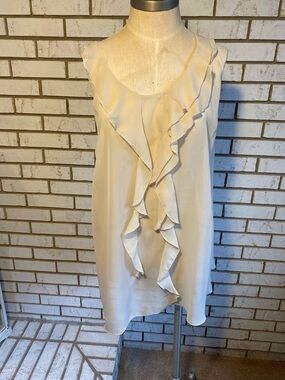 Daniel Rainn Cream Ruffle Sleeveless Blouse